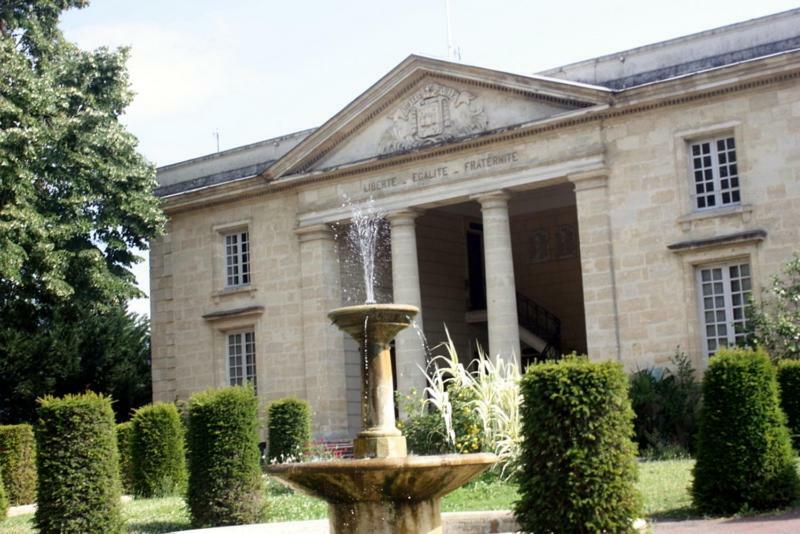 L'escale * Castillon-la-Bataille